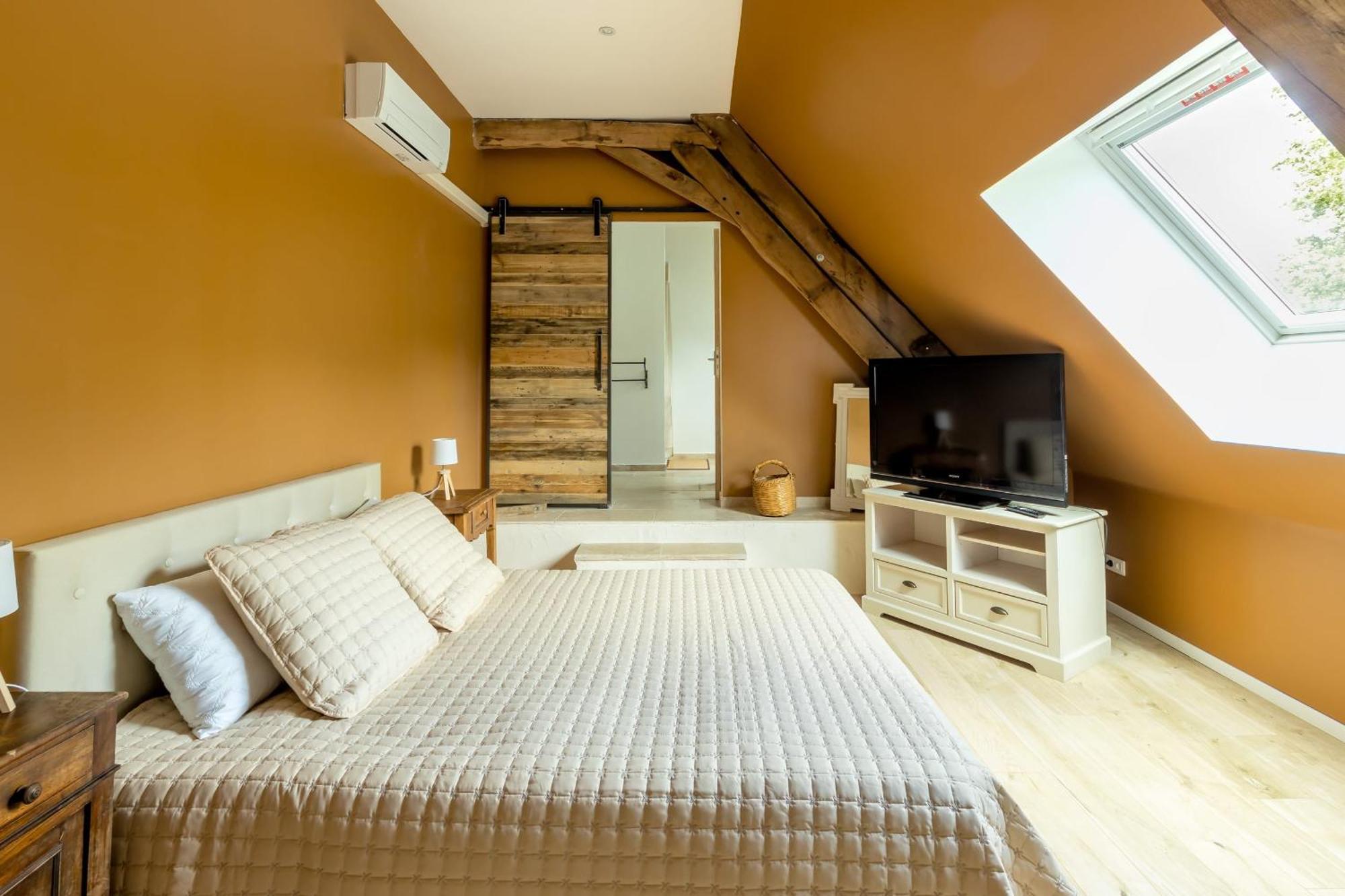 Domaine Des Grands Chenes Bed & Breakfast Preveranges Exterior photo